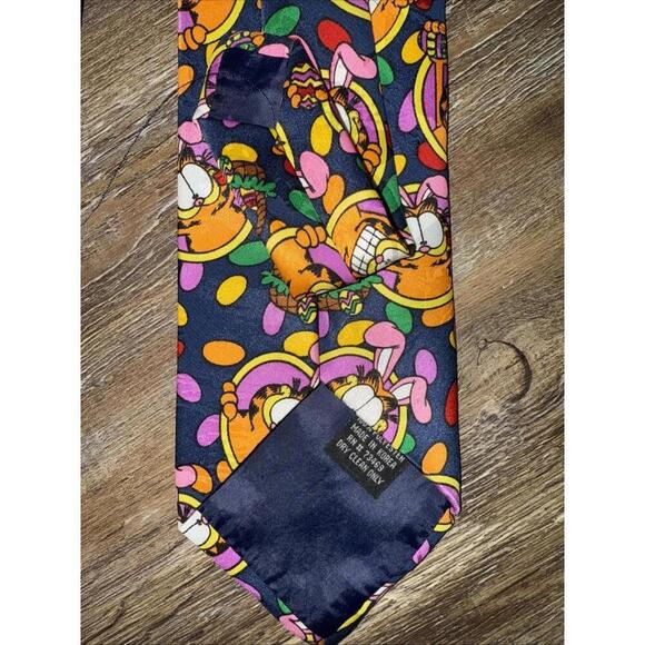 Garfield Easter Vintage Tie - Picture 3 of 9